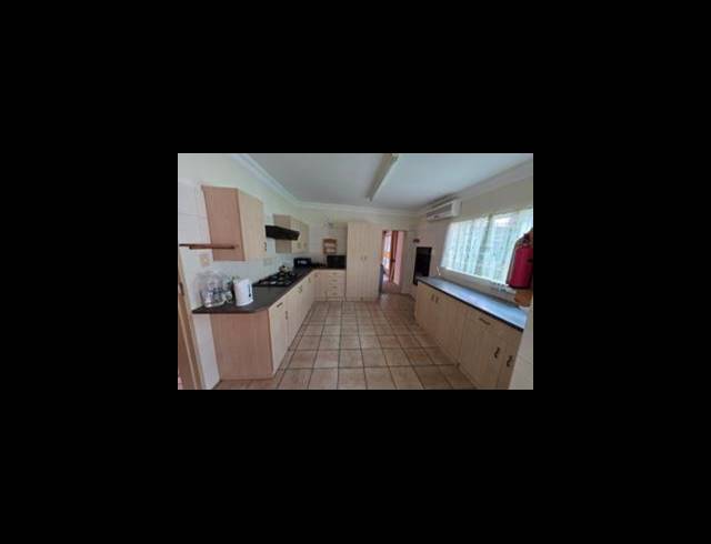 3 BEDROOM HOUSE SOLD IN SINOVILLE